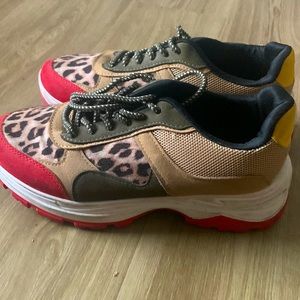 These are Jessica Simpson